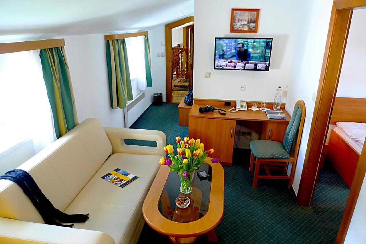 Hotel Spindlerova Bouda Špindlerŭv Mlýn Екстериор снимка