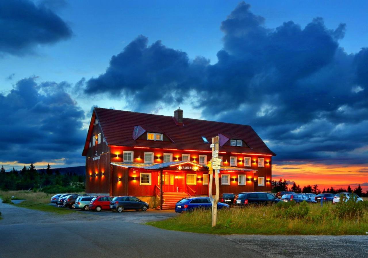 Hotel Spindlerova Bouda Špindlerŭv Mlýn Екстериор снимка