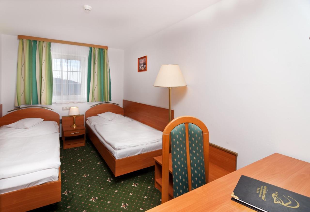 Hotel Spindlerova Bouda Špindlerŭv Mlýn Стая снимка